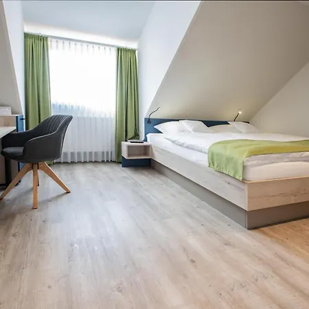 Caesaro & Pizzeria - 20 Jahre Familienunternehmen Hotel Hagen (Osnabruck)